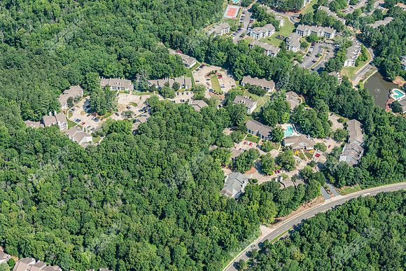 4600-university-air5149