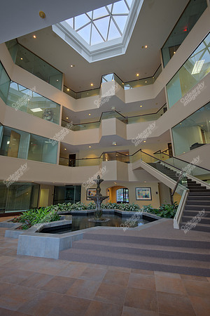 4944-parkway-plaza-lobby-III-03