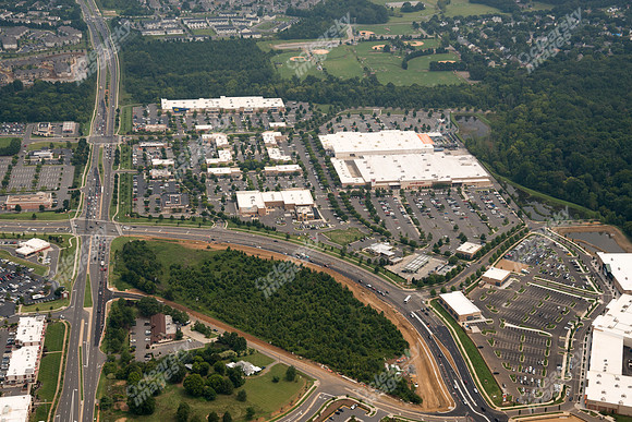 rivergate-shopping-center-081614-460