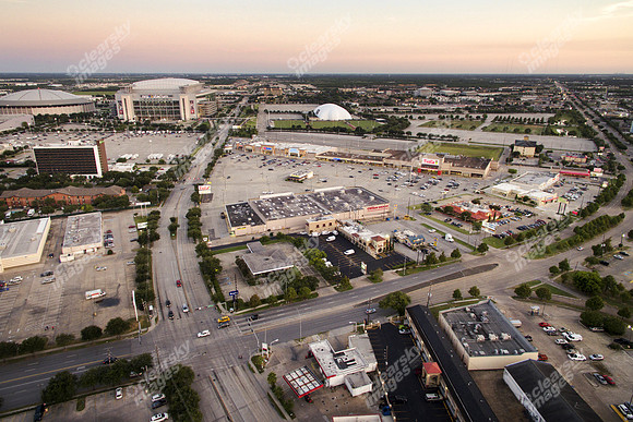 shops-3-corners-drone-0044
