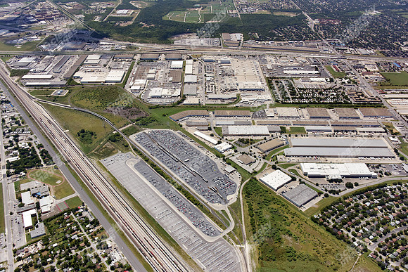service-center-aerials-3736