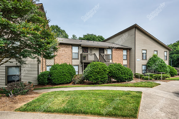 1906-river-ridge-ext7098