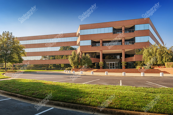 4944-parkway-plaza-III-04
