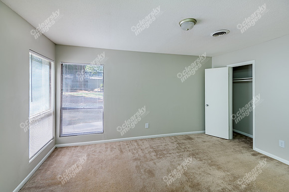 25-creekside-int7057