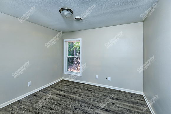 25-creekside-int7142