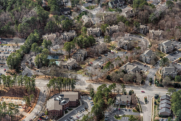 somerset-apts-air-1752