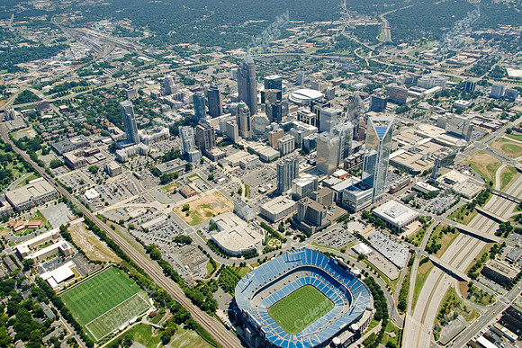 charlotte-uptown-cbd-air-081111-534