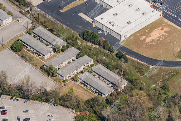 hampton-park-apts-air-5057