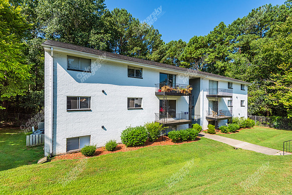 1808-chapel-hill-ext7224
