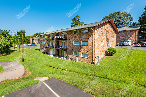 2003-house-ext7563