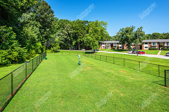 350-bryant-ext1536