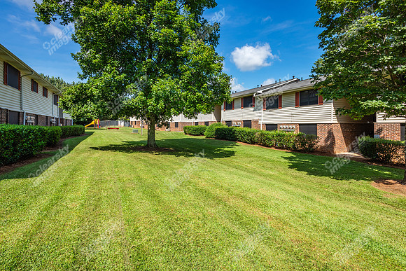 460-e-blackstock-ext2129