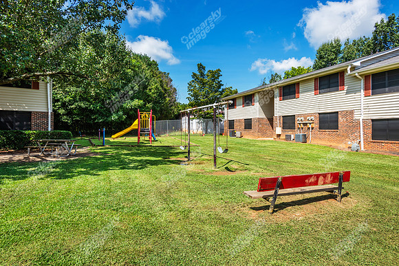 460-e-blackstock-ext2144