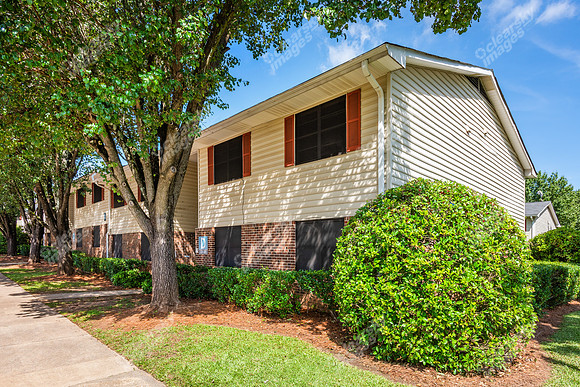 460-e-blackstock-ext2177