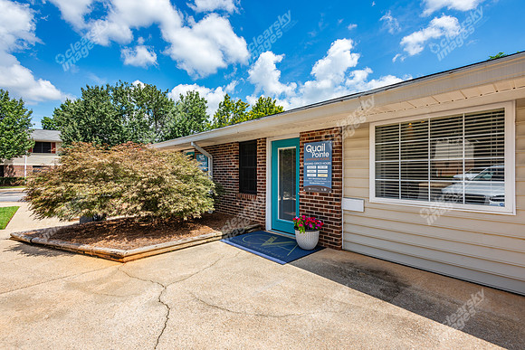460-e-blackstock-ext2436