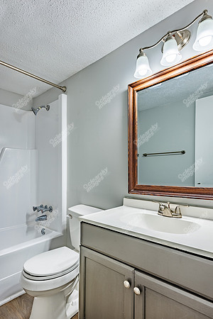 460-e-blackstock-int2344
