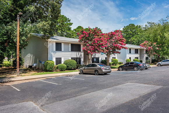 320-spruce-ext1877