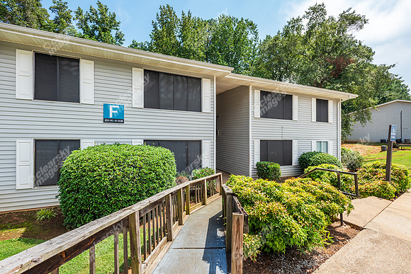 320-spruce-ext1972