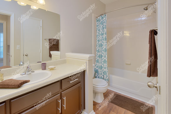 reagatta-lake-lynn-apts-12