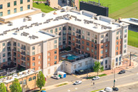 425-w-trade-5961