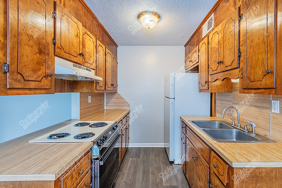 4381-gwinnett-int1409
