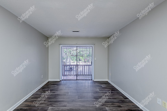 4381-gwinnett-int1454