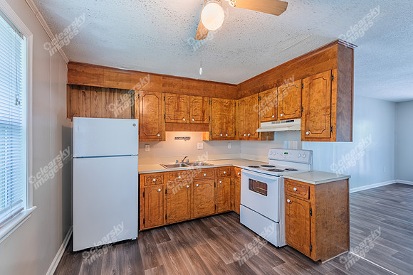 4381-gwinnett-int1479