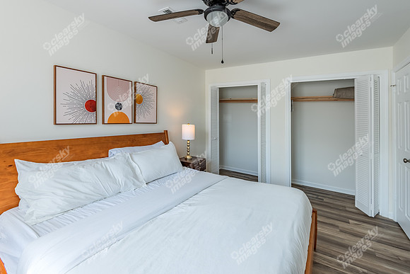 4381-gwinnett-int1604