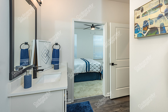 10951-netherly-int6962