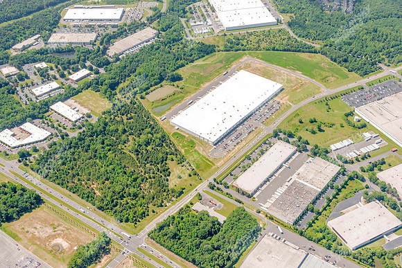 lakemont-spec-bldg-air-7083