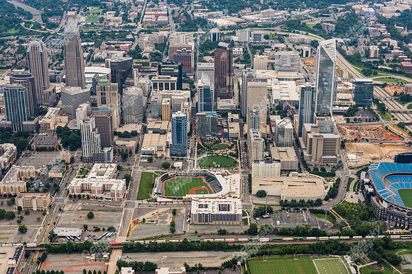 clt-cbd-uptown-air-062517-1336