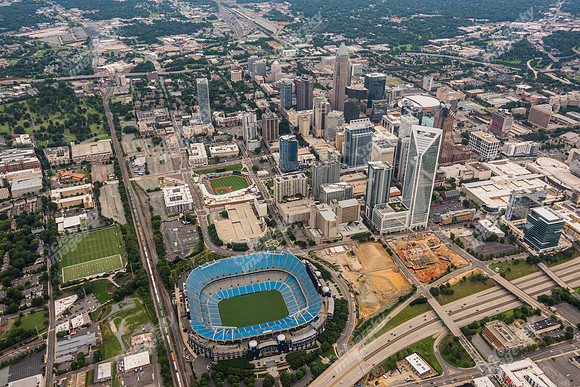 clt-cbd-uptown-air-062517-1350