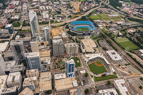 clt-cbd-uptown-air-062517-1468