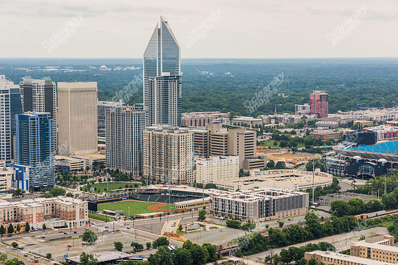 clt-cbd-uptown-air-062517-1514