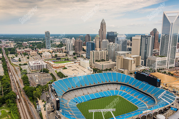 clt-cbd-uptown-air-062517-1610