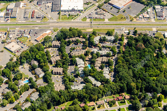 steeplechase-apts-737