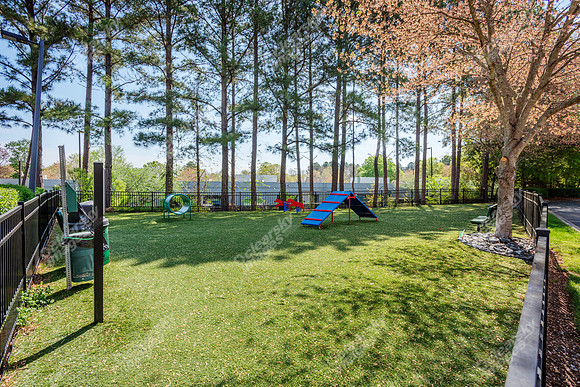 8230-greenway-ext0533