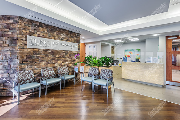 4325-lake-boone-int0501