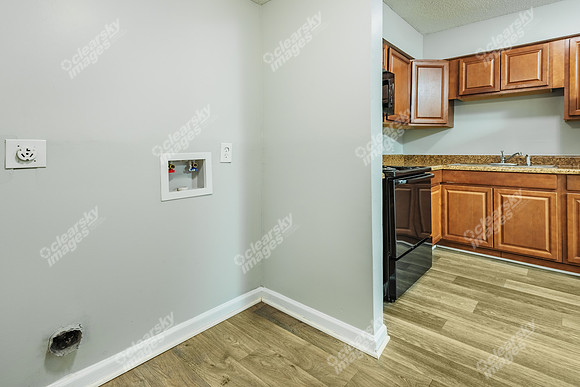 1631-glenside-int9675