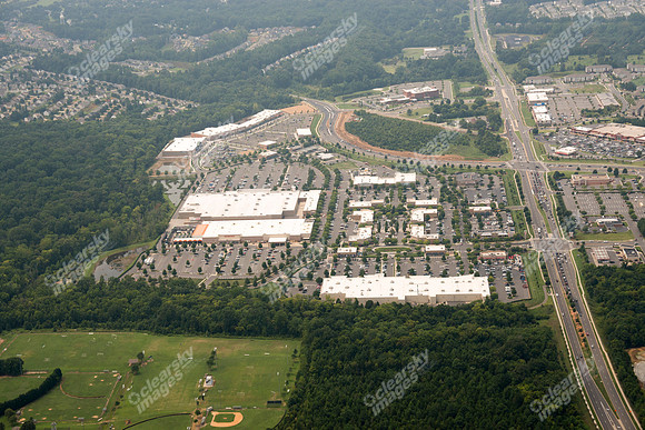 rivergate-shopping-center-081614-485