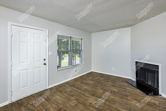 3605-walden-int9395