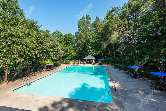 1712-pinecroft-ext9849