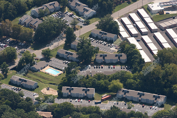 fields-riverview-apts-air-6190