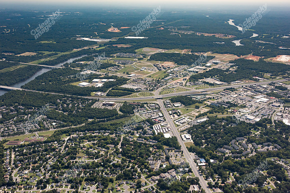 fields-riverview-apts-air-6195