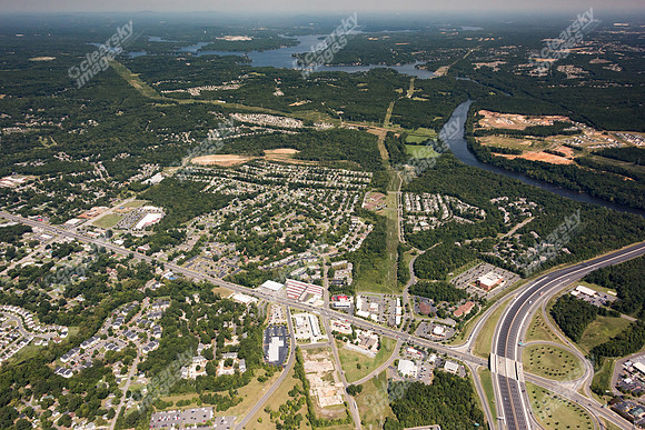 fields-riverview-apts-air-6219