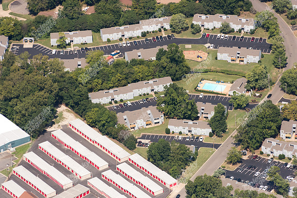 fields-riverview-apts-air-6223