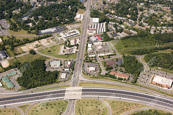 fields-riverview-apts-air-6230