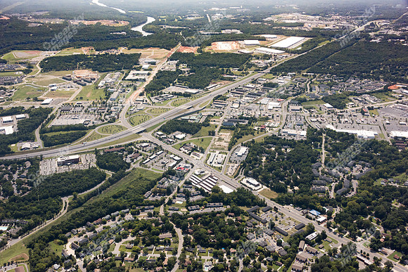 fields-riverview-apts-air-6258