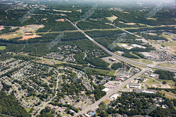 fields-riverview-apts-air-6270
