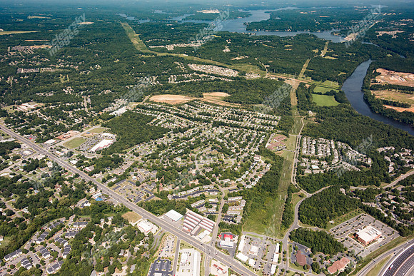 fields-riverview-apts-air-6279